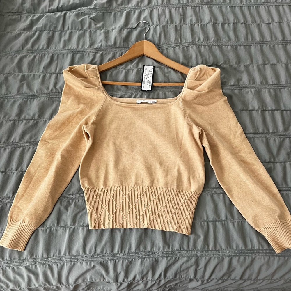 Lush Tan lightweight Sweater Soft Knit NWT Sz S